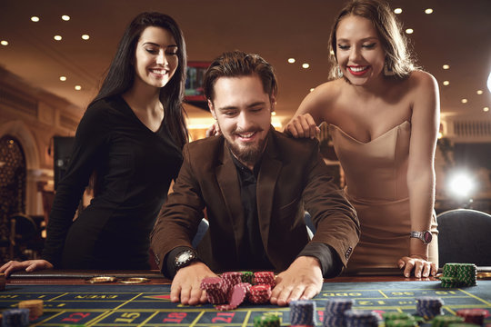 探索问鼎娱乐棋牌游戏优惠：打造专属您的线上娱乐新体验